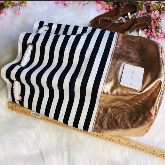 ⚠️SALE⚠️Victoria’s Secret Draw String Bag - Picture 7 of 8